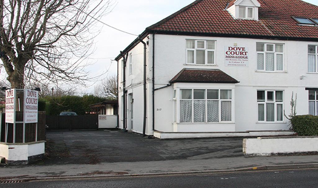 Dove Court Mini Lodge Almondsbury Exterior photo